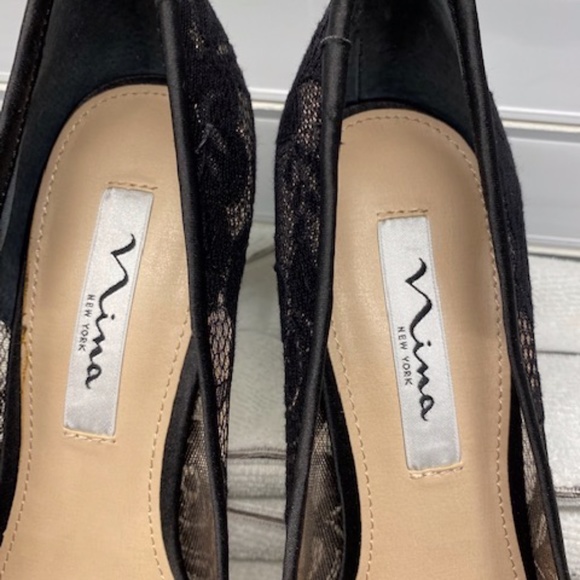 Black Lace high-heel shoes with sparkle embellishments 8.5M - Picture 6 of 6